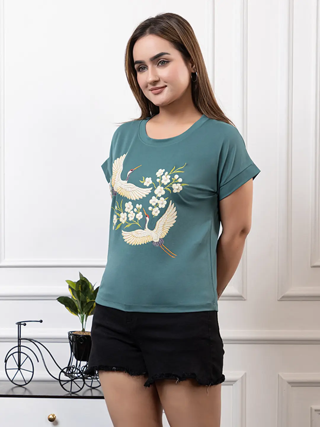 The Crane Tale 3d Graphic Printed Pearl Detailing T-Shirt
