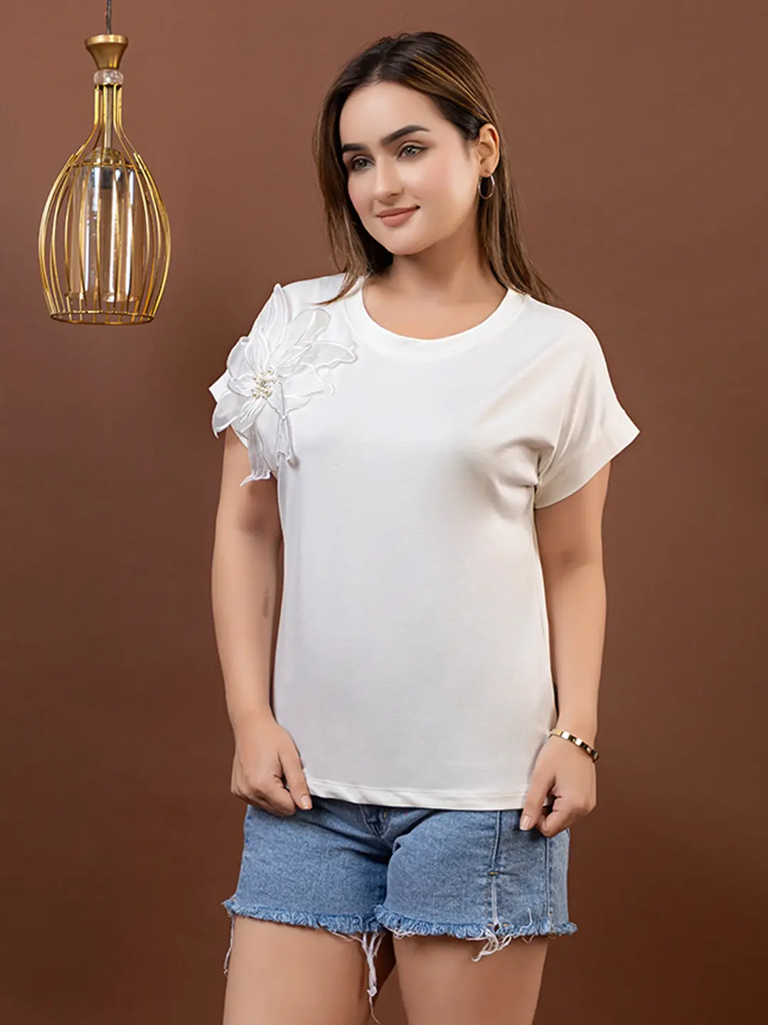Floral Spark Embroidery T-shirt