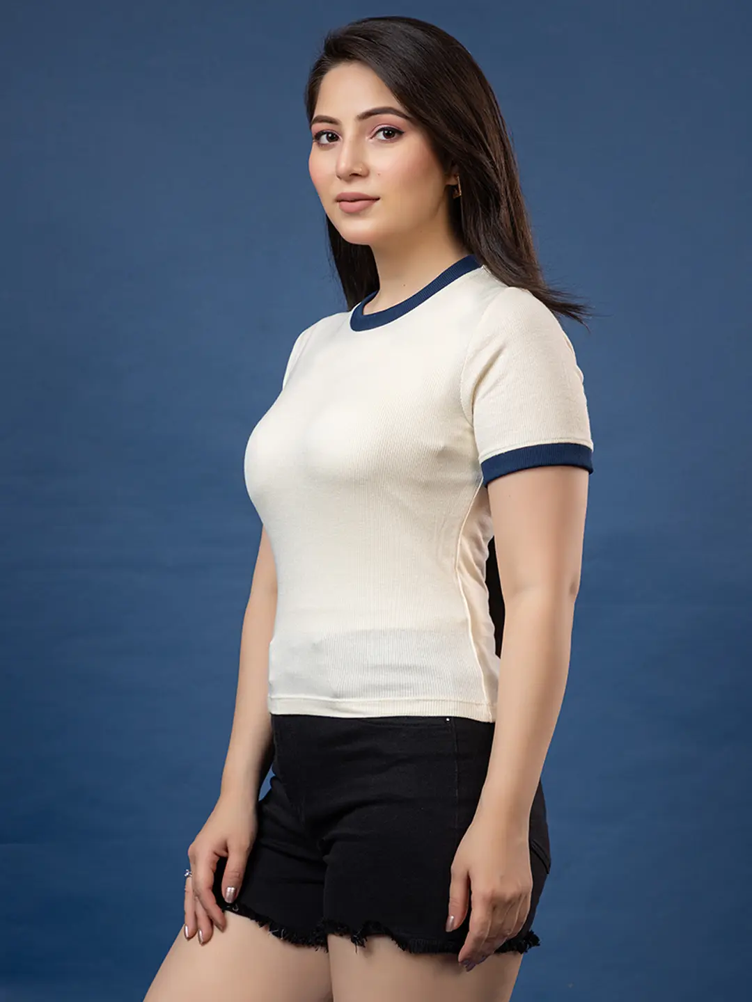Cream Ribbed T-shirt With Navy Blue